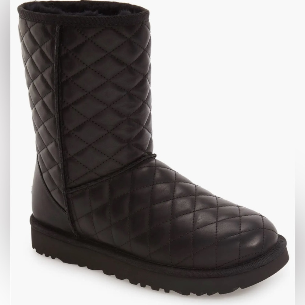 UGG Classic Short Quilted Boot